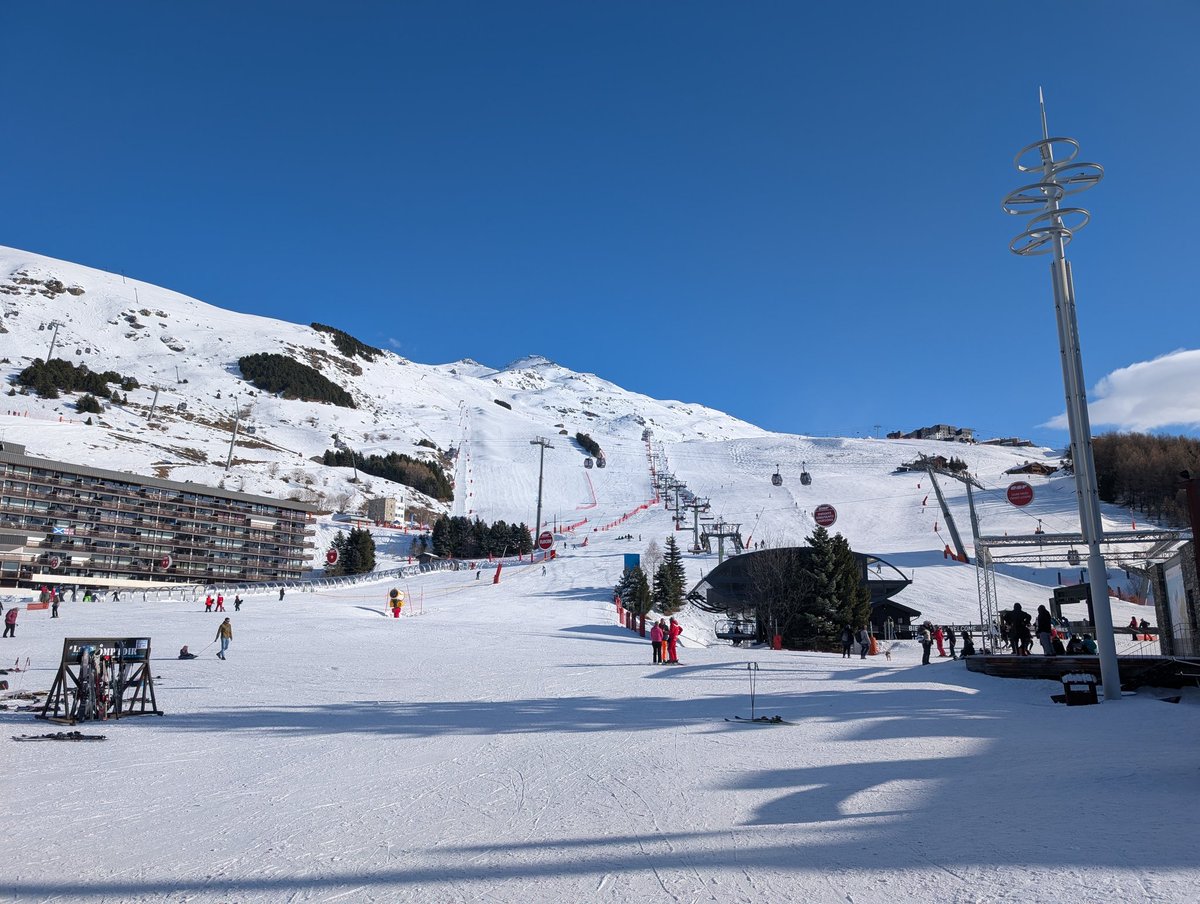 Monsieur-TK tweet media