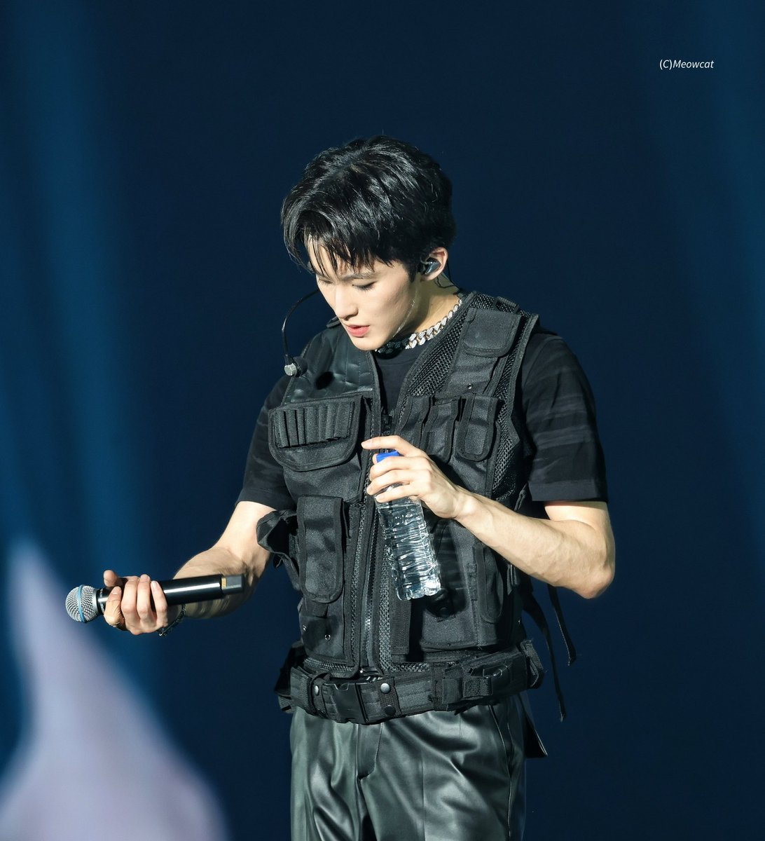 meow_cat_99's tweet image. 250118 THE MOMENTUM NCT127 

#마크 #MARK #NCT127 #NCTDREAM  #マーク