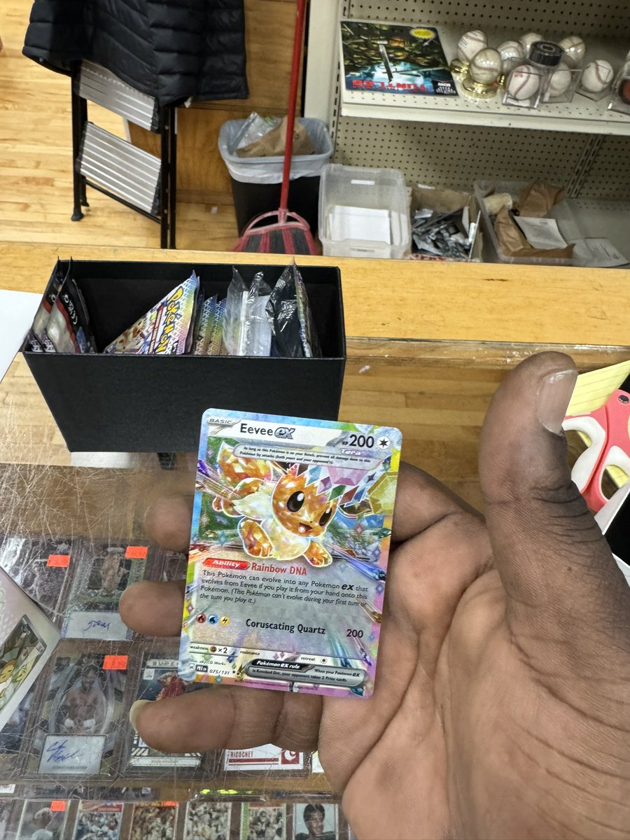 WheezWorld's tweet photo. @PokemonRestocks https://t.co/c6jQVDdgFn