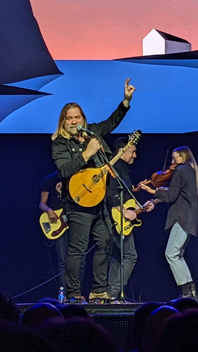 SquidRx's tweet image. Tunderin Jesus boy. That was a great show #alandoyle