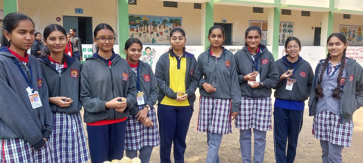 पीएम श्री केंद्रीय विद्यालय आ.नि भंडारा (@kvofbhandara) on Twitter photo #PPC At PM SHRI KV O.F. Bhandara students of class 12 were invited by students of foundation and preparatory stage to celebrate SANKRANTI.
Tips for stress free preparation and Til / Gur was shared. Positive vibrations deliver positive results!
<a href="/KVS_HQ/">Kendriya Vidyalaya Sangathan</a>
<a href="/KvsMumbai/">KVS RO Mumbai</a> #PPC At PM SHRI KV O.F. Bhandara students of class 12 were invited by students of foundation and preparatory stage to celebrate SANKRANTI.
Tips for stress free preparation and Til / Gur was shared. Positive vibrations deliver positive results!
<a href="/KVS_HQ/">Kendriya Vidyalaya Sangathan</a>
<a href="/KvsMumbai/">KVS RO Mumbai</a>