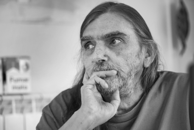 «I tots (o sigui tots els que n'hem parlat) estem convençuts que la pitjor part de la síndrome dels addictes intravenosos ve precisament del desig d'aturar el pèndol de la raó i refugiar-se una estona dins l'ànima d'un simple animal.»
#TalDiaComAvui va néixer Jordi Cussà.