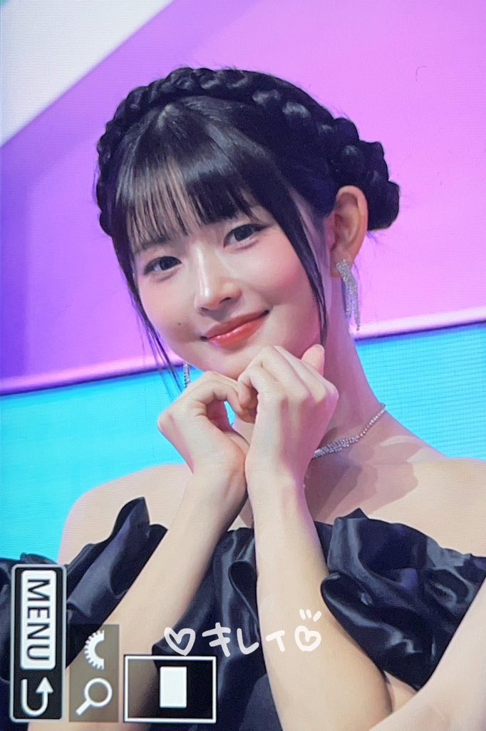 <a href="/hparkjay/">JAY</a> Sebelum kita masuk ke rangkaian acara, kami ingin memberikan beberapa arahan singkat. Untuk tamu yang membawa kendaraan, silakan parkir di area yang telah disediakan di luar. Tim kami siap membantu jika diperlukan! x.com/valiantoflegen…