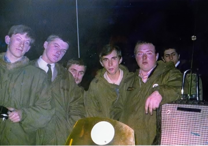 Great pic of a young Phil <a href="/NickiDonohoe/">Nicki Donohoe</a>