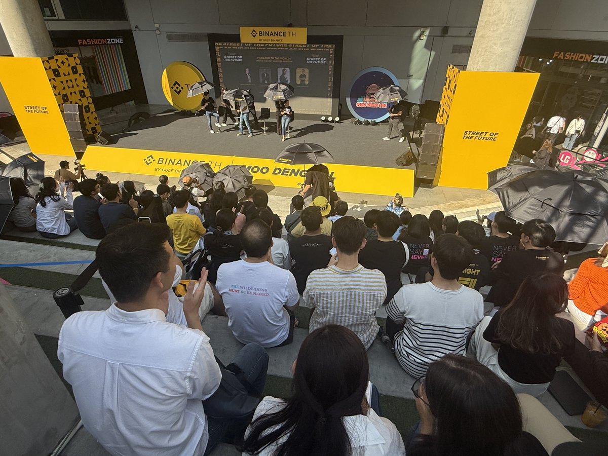 EarthDeFIRE's tweet image. "Street of the Future" Presented by BINANCE TH @Binance_TH_ by Gulf Binance

🗓️ วันที่: 18-19 มกราคม 2568

📍 เวลา: 10 โมงเป็นต้นไป ณ สยามสแควร์ ลงทะเบียนเพื่อเข้างานฟรี~ #SiamSquare

#StreetOfTheFuture in BKK on Jan 18-19, 2025, at Siam Square.