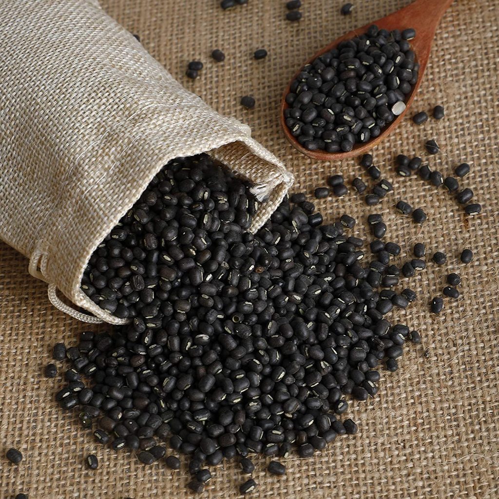 pakcommodities1's tweet photo. Pak Commodities Islamabad
#Black #Matpe (#Mash Sabut) SQ prices in #Karachi Market were previously traded at Rs. 10,650 per 40 kg. However, the market has improved by Rs. 100, and prices are now between Rs. 10,700 and Rs. 10,750 per 40 kg. https://t.co/z8ujBhcQ1U