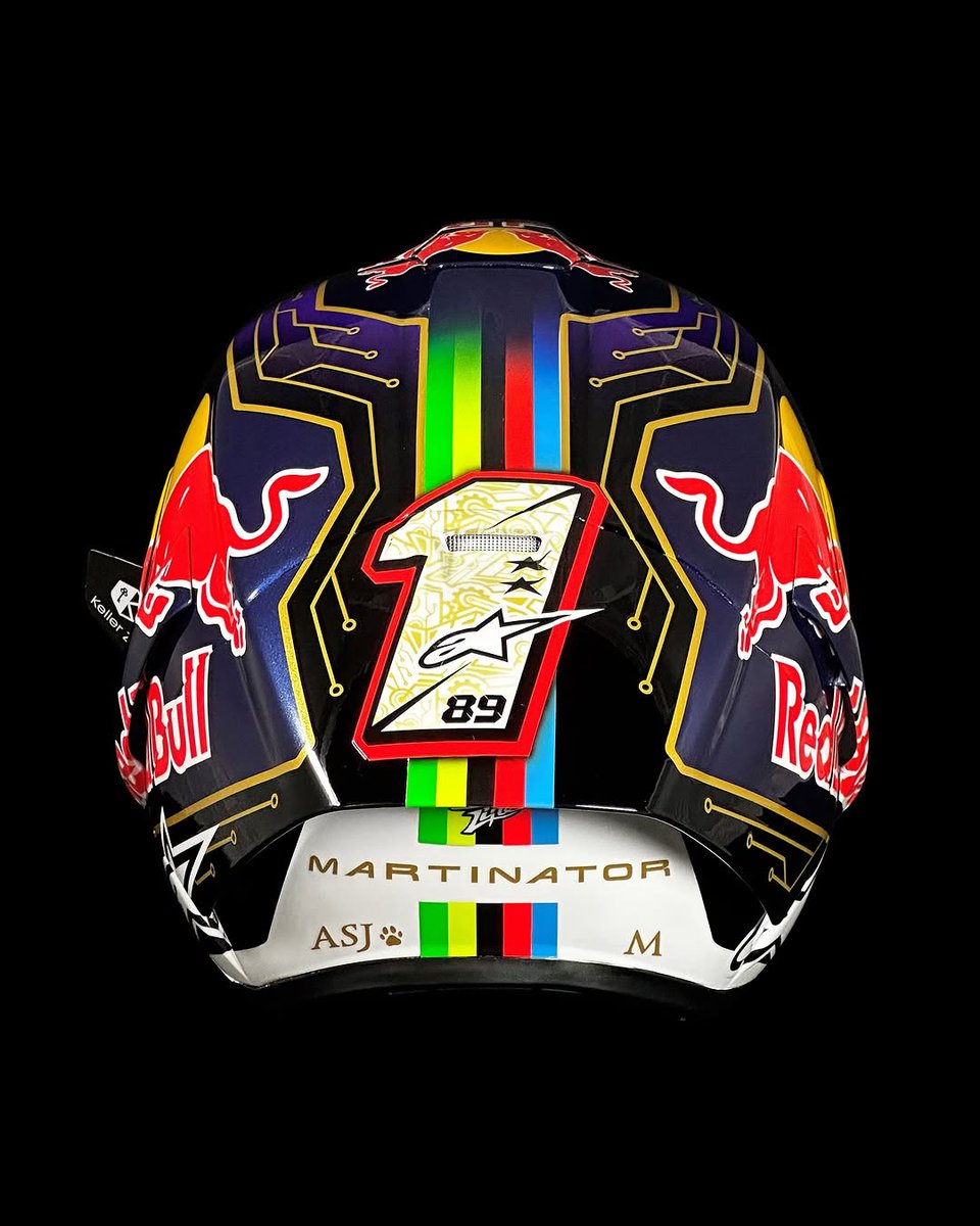 result_race's tweet photo. Jorge Martin'in 1 numaralı 2025 kaskı.
#MotoGP #JM01 https://t.co/AsvQUyar8e