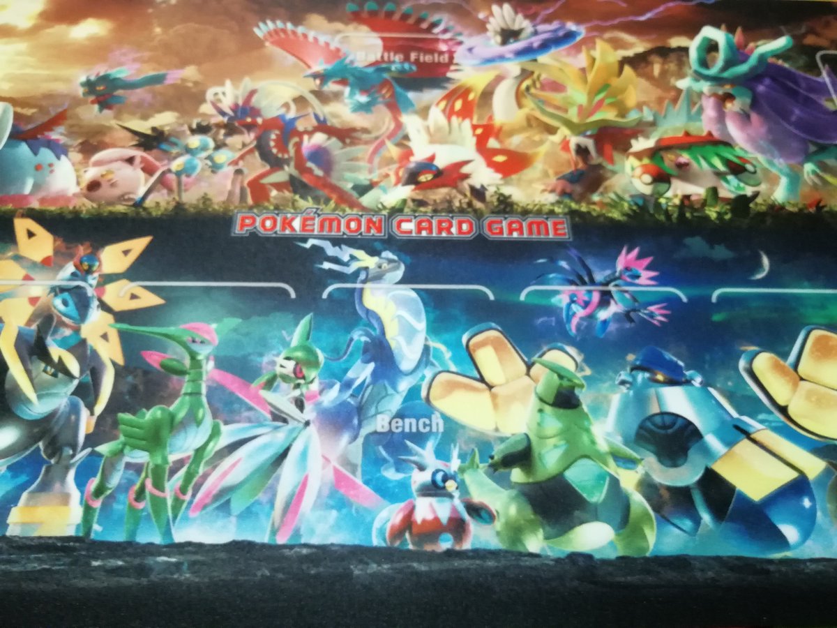 2PokeNeru2's tweet photo. 仙台行ってシングルとか色々買ったけど、プレマも持ってなかったから買った！
ポケセンオンラインで見てかっこいいなぁ〜と思っててポケセントウホクに行ったらあったから買ったけど実物がよりカッコよすぎてビックリ！笑✨ https://t.co/MIIiQgoqVH