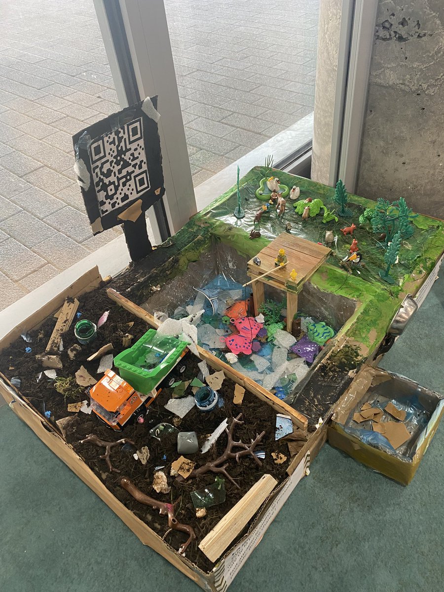 Marg1004's tweet photo. Retour sur quelques activités de ce début d’année 👩🏻‍🏫
- Travail sur l’ouvrage Petit Pays de Gaël Faye 
- War simulation en DNL (Tle) 
- Escape game sur l’Egypte 
- Project Week « No plastic » https://t.co/f3AQDlxVzn