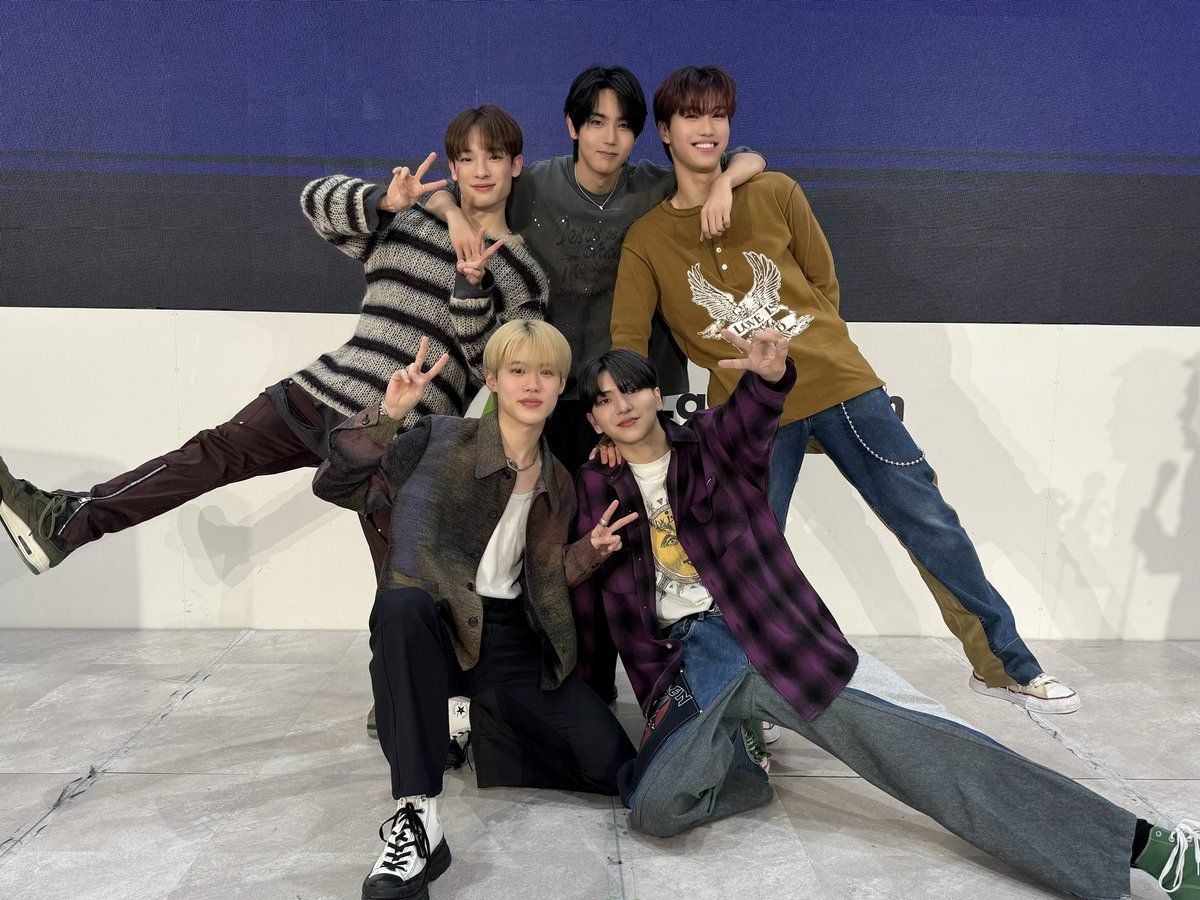 OFFICIAL__KAJA's tweet photo. ［📸］

イオンレイクタウン韓国フェアに出演させていただきました🐳♪
VOISEAに今年初めて会えて、幸せな時間でした🫶

ありがとうございました✨

#KJRGL #カジャーグル #카자그루
#KJRGL_brilliant #KJRGL_EP https://t.co/HBBLb0FudU