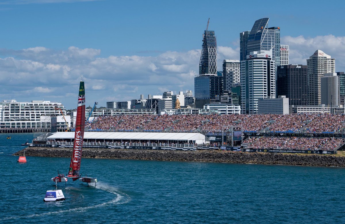 Some serious crowd action down in Auckland as ⁦<a href="/SailGP/">SailGP</a>⁩ continues its tremendous growth ⁦<a href="/EmiratesGBRSGP/">Emirates Great Britain SailGP Team</a>⁩