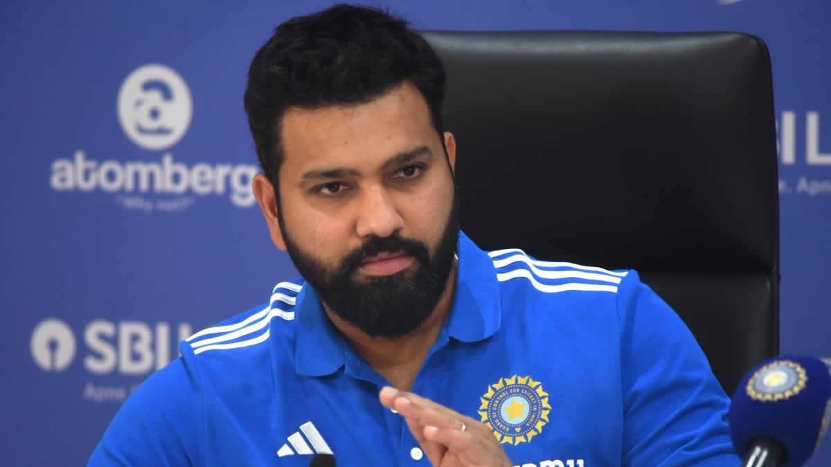 ImTanujSingh's tweet photo. Rohit Sharma said - "Mohammad Siraj is not effective and his effectiveness come down when the ball gets older". https://t.co/4YIX9m075C