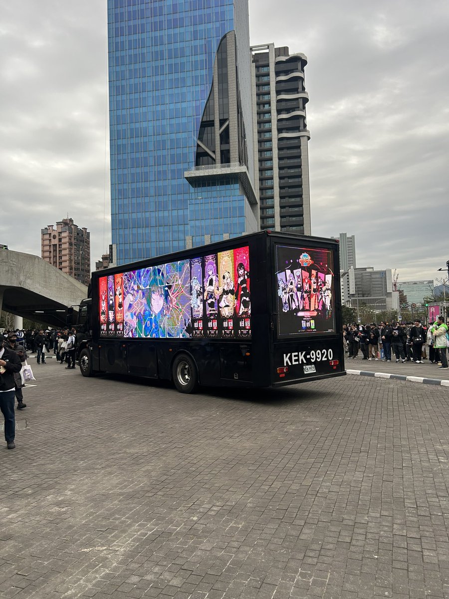 quan16251's tweet photo. 終於等到台北場了！
#hololiveSTAGE24 
#hololive https://t.co/9QRCxQIakM