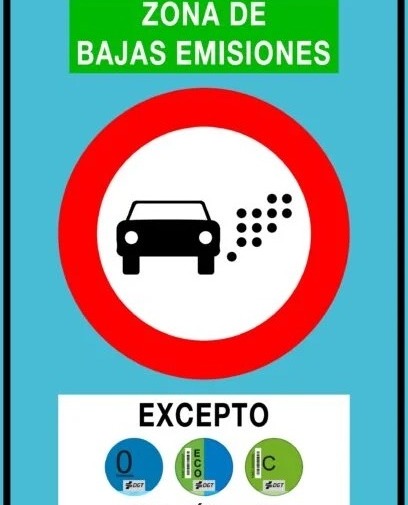 🚐📉 A pesar del auge en 2024, el mercado de autocaravanas y campers enfrenta desafíos económicos y normativos en 2025.
¿Estas pensando en comprar un vehículo vivienda? 🏕️🧐
#Caravaning #furgonetacamperizada 

🔗 s.mtrbio.com/gqcaapsblb