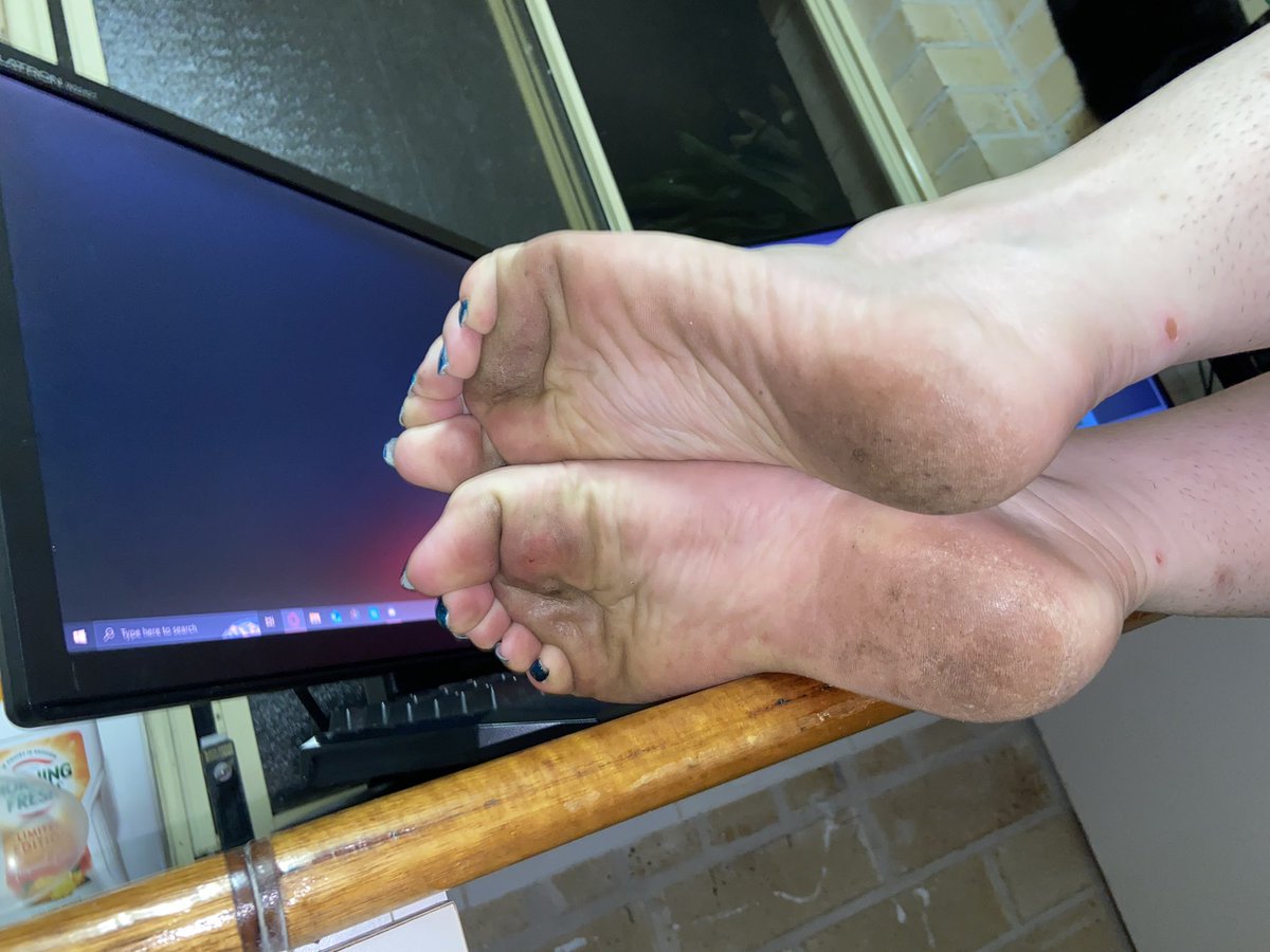 Goddess_Violet0's tweet photo. Someone better start cleaning
A massage is much needed as well 

femdom findom paypig HumanATM whalesub feet giantess femdom mistress soles sellingcontent picsforsale findom dirtysoles sissy tinies feetpicsforsale goddess wrinkledsoles dirtysoles https://t.co/dg7CmYtZNq