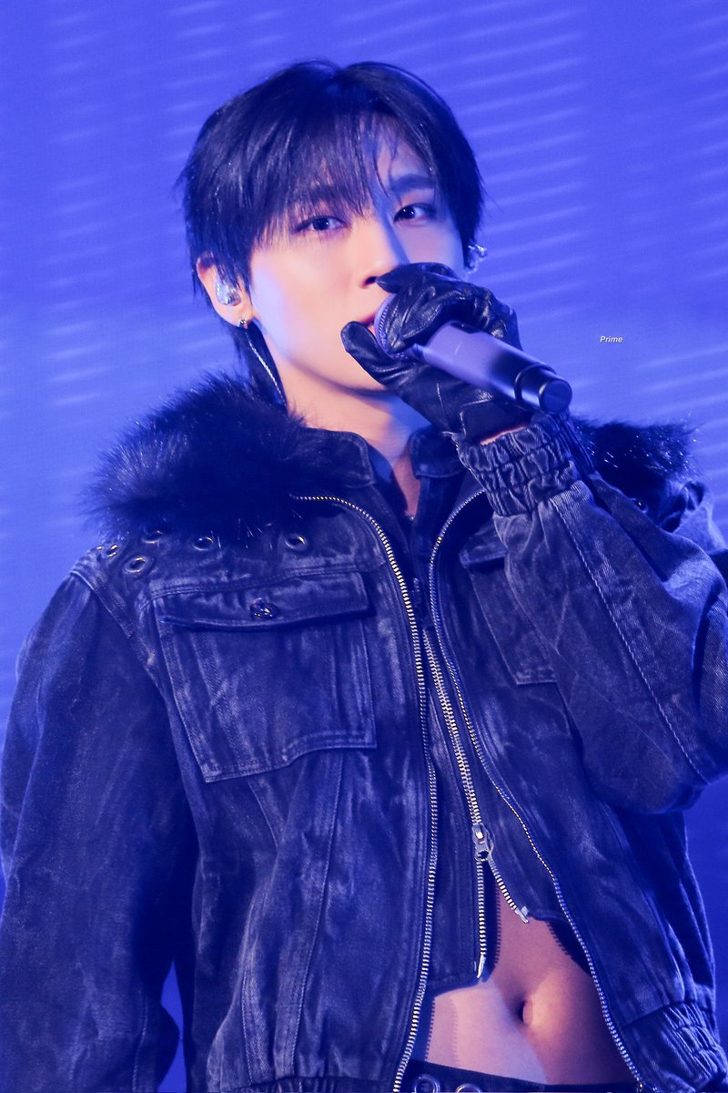 Mon_Love2's tweet image. 균아.. 너정말아이돌이구나