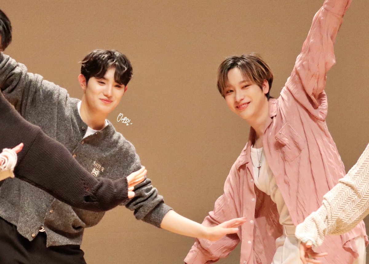 princeMillO33O's tweet photo. 250117 OnlyOneOf 밀💙나���❤️

#OnlyOneOf #온리원오브 #밀 #Mill #ミル #나인 #Nine #ナイン https://t.co/pn1Hz59Bn7