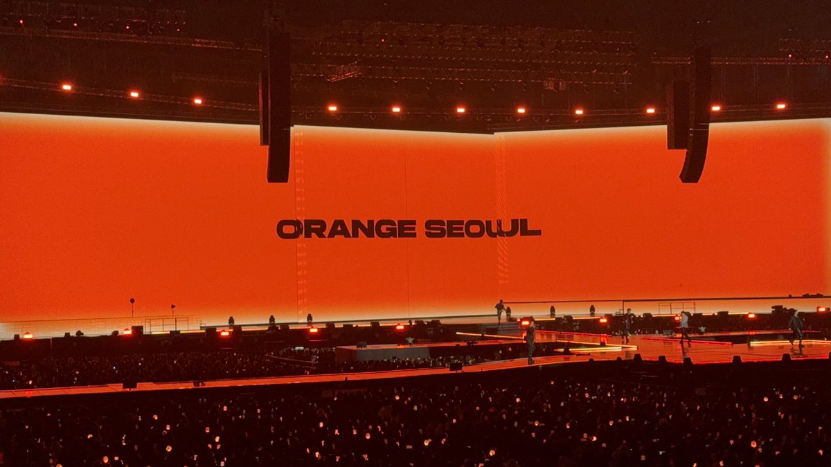 youniverse_jay's tweet photo. 역시나 모멘텀 연출 너무 좋다 🥹💚
#nct127 https://t.co/f14BmBLQ7l