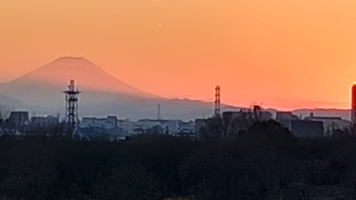 Fuji san wearing a yuugata.