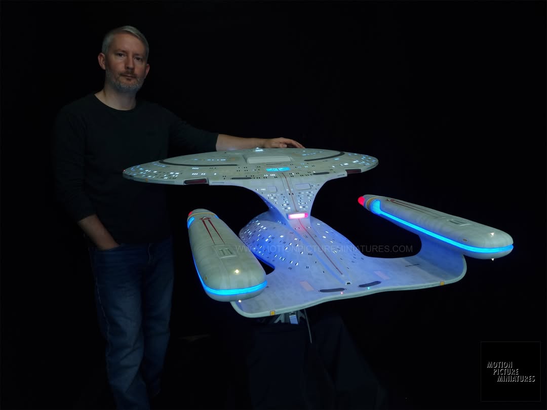 Well, true to form I forgot to post this here yesterday....🤦‍♂️ Happy 1701 Day!

Here's the biggest 1701 I've ever built, using casts of the original 4' filming model of the Enterprise D for The National Film &amp; Scifi Museum here in the UK. A real dream project!

#1701day