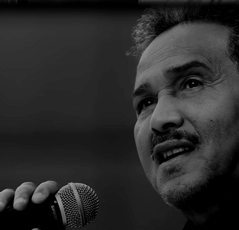 ناديت خانتني السنين اللي مضت راحت 
ناديت ماكن السنين اللي مضت راحت
#محمد_عبده ♪