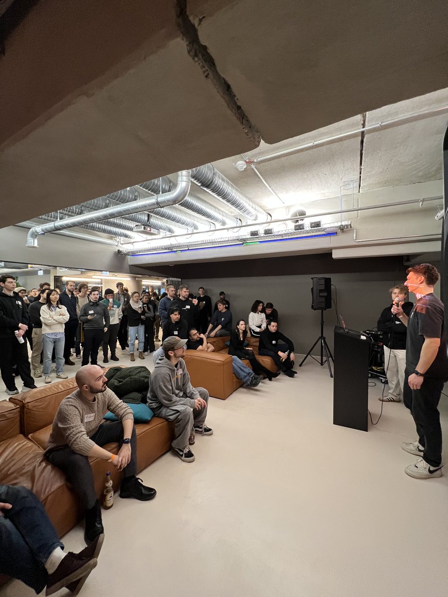 aestheticedwar1's tweet image. OMG! full house in @CodeUniversity at the @tech_berlin Hackathon ❤️
We got 100+ hackers building with @weaviate_io @deepset_ai @MistralAI and LMNT 🤯
Luckily, we assembled an unstoppable team with:
@Julian_Risch , @nickcarmont , @blwiertz , @JoannaGraiver , Jacob, and me…