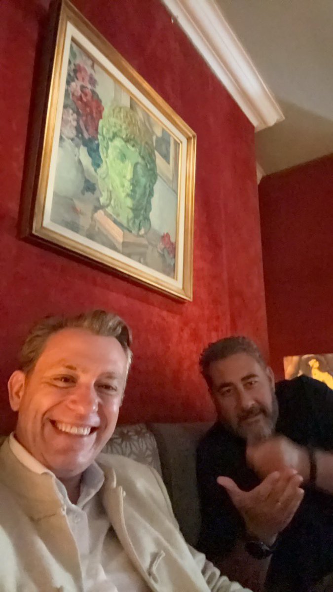 maxipostigo's tweet photo. Mendoza, tierra del sol y buen vino. Salud ! 🍷🍷🍷 https://t.co/hi5kF6sa0V
