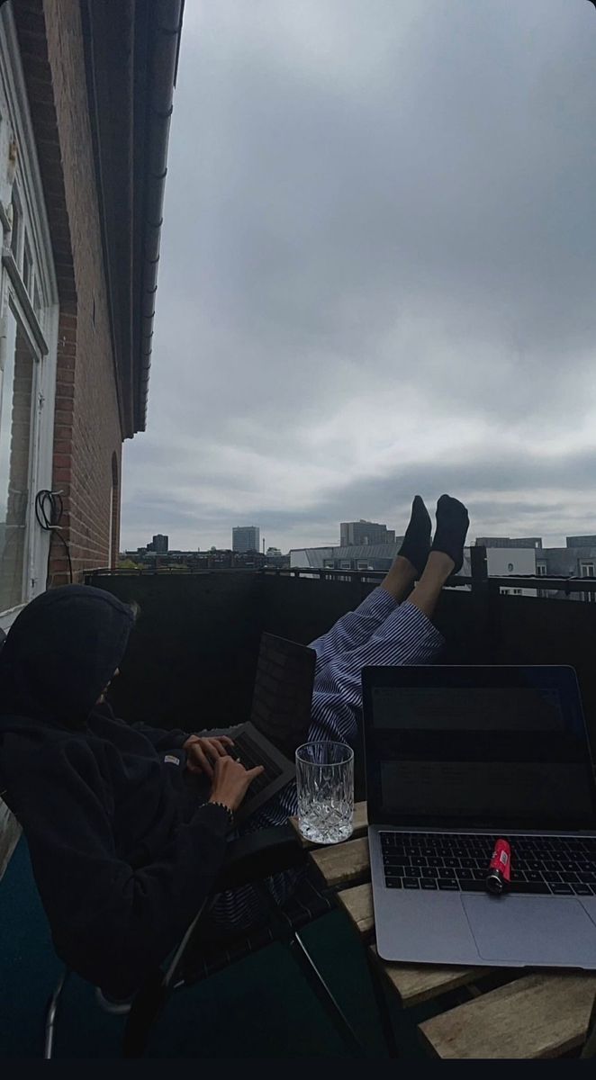 zumercreator's tweet photo. 10 remote jobs paying $80/hr, No Resume No Experience required https://t.co/ICOWnFYUCb