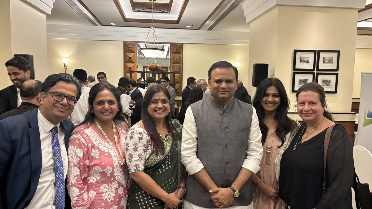 Ashu (@ashutindia) on Twitter photo Wonderful evening interacting with noted politician and the speaker of the Maharashtra Legislative Assembly Rahul Narwekar along with friends from the Indo- British space 🇮🇳🇬🇧 #BJP #Colaba <a href="/rahulnarwekar/">Rahul Narwekar</a> Wonderful evening interacting with noted politician and the speaker of the Maharashtra Legislative Assembly Rahul Narwekar along with friends from the Indo- British space 🇮🇳🇬🇧 #BJP #Colaba <a href="/rahulnarwekar/">Rahul Narwekar</a>