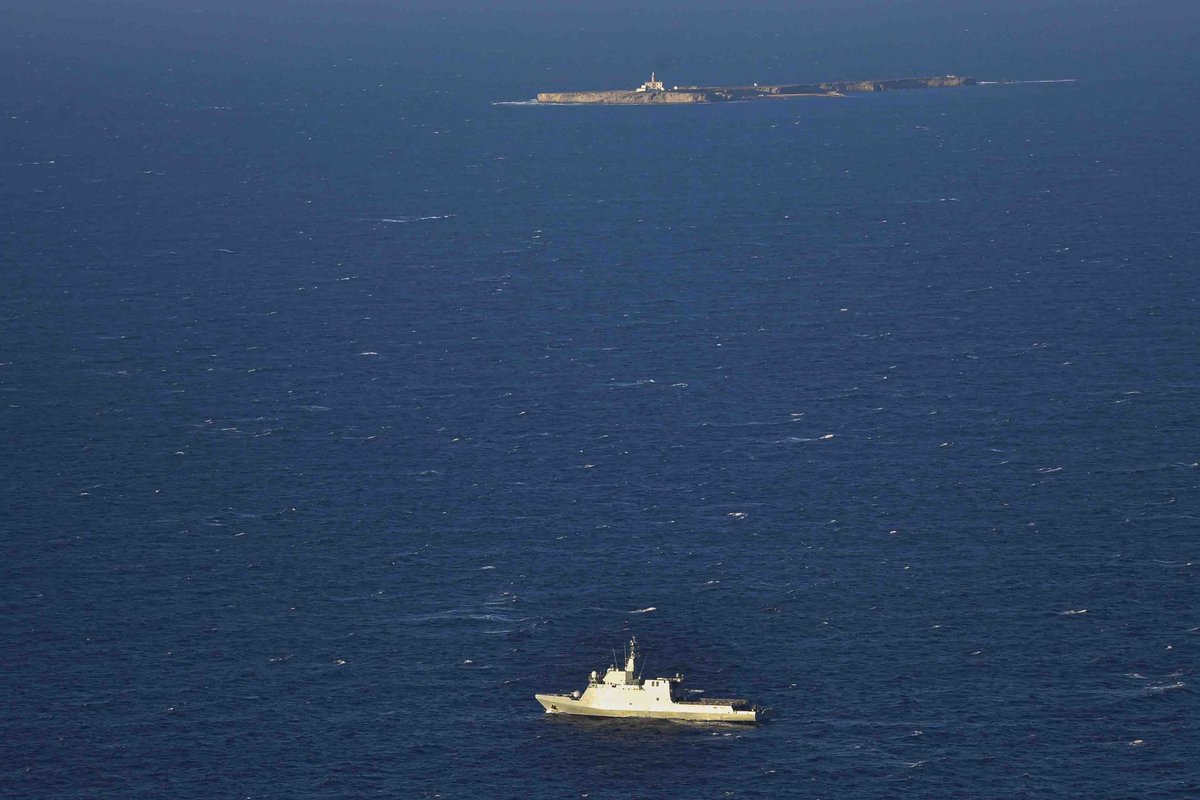 EMADmde's tweet image. Las aeronaves D.4 VIGMA participan regularmente en las Operaciones de Presencia, Vigilancia y Disuasión con el objetivo de garantizar la seguridad del tráfico marítimo.

#MOPS #MOA @ejercitodelaire