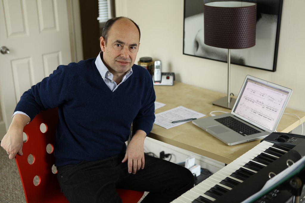 𝗟𝘂𝗰𝗶𝗼 𝗚𝗿𝗲𝗴𝗼𝗿𝗲𝘁𝘁𝗶 𝗻𝘂𝗼𝘃𝗼 𝗗𝗶𝗿𝗲𝘁𝘁𝗼𝗿𝗲 𝗮𝗿𝘁𝗶𝘀𝘁𝗶𝗰𝗼 𝗱𝗲𝗹𝗹𝗮 𝗙𝗼𝗻𝗱𝗮𝘇𝗶𝗼𝗻𝗲 𝗥𝗮𝘃𝗲𝗹𝗹𝗼
Il CdA della Fondazione Ravello ha nominato il maestro Lucio Gregoretti direttore artistico dell’ed. 2025 del Ravello Festival.