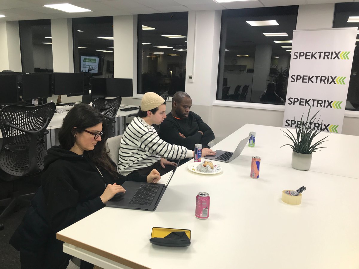 codebarLDN's tweet image. 🌟Welcome 2025 🌟!
We are incredibly grateful to @spektrix for hosting our first 2025 workshop!!🚀Sign up codebar.io