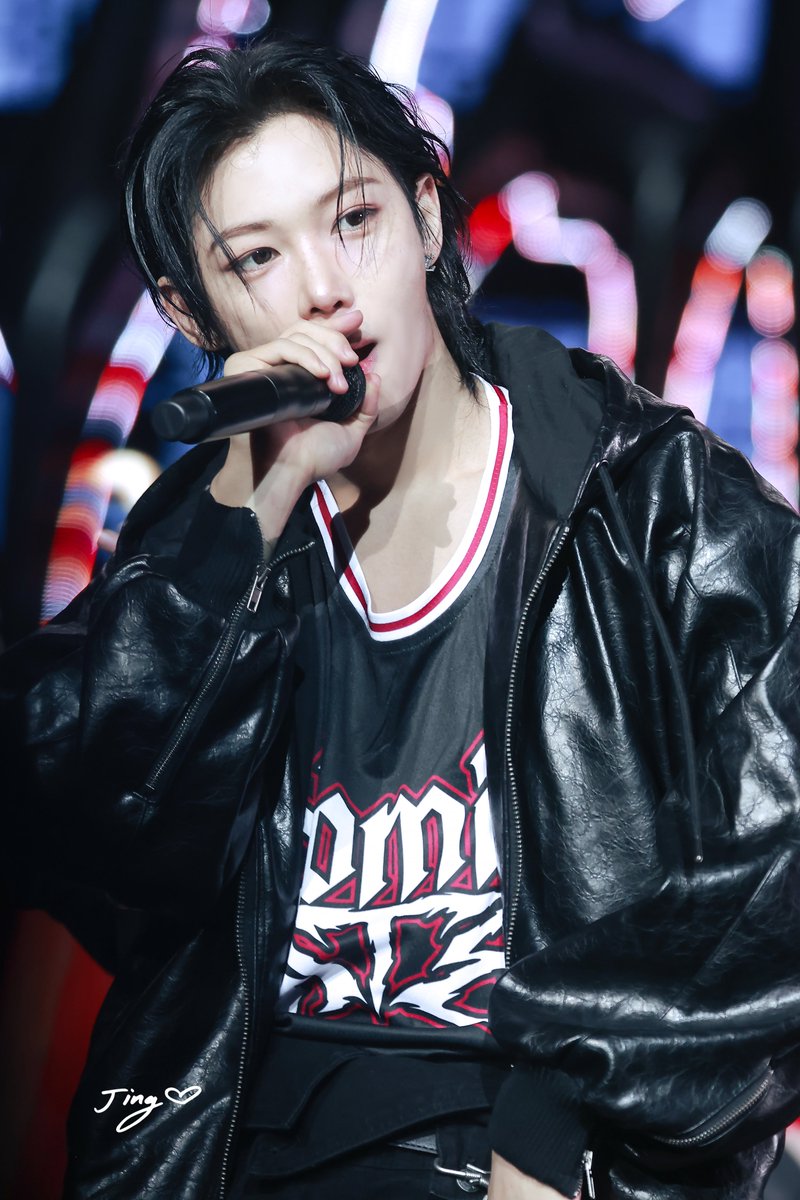 250118｜dominATE in Hong Kong Day1

🖤🖤🖤

#felix #필릭스 #ピリちゃん
#StrayKids #SKZHOP_HIPTAP
#dominATE_HONGKONG