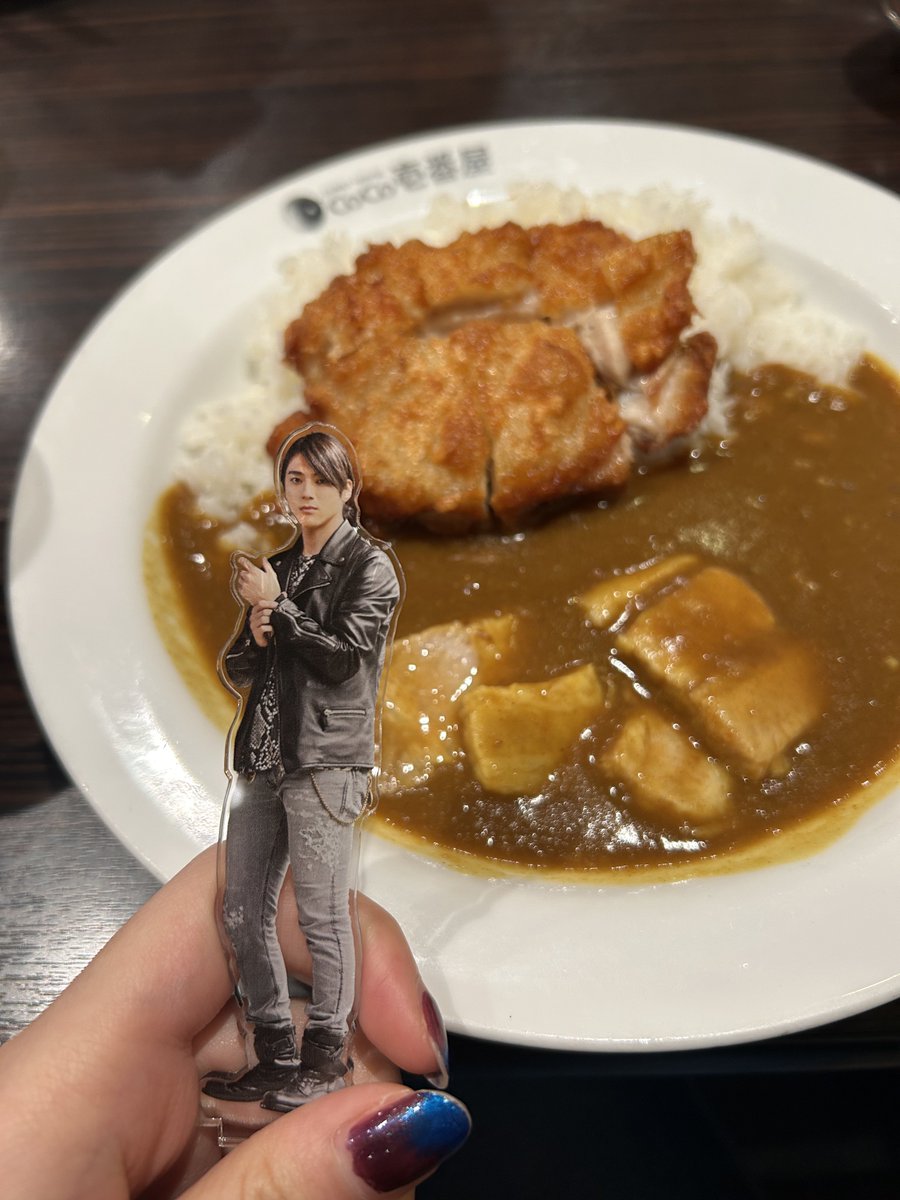 asahi_____3's tweet photo. 塩豚角煮ジンジャーカレー食べてきました！！スピードくじのほうのスプーンも当たった
#塩豚角煮ジンジャーカレー 
#ココイチ
#ココイチ創業祭 https://t.co/C8fT5PEFbW