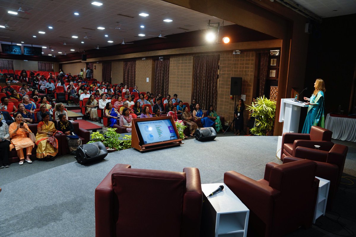 gendertechcon's tweet image. Right on schedule! Sessions progressing smoothly at #gendertechcon2025! Our speakers and attendees are making the most of this enriching experience! #gendertechcon  #productivity @unescoindia @IEEEKerala @AMRITAedu @CSIR_IND
