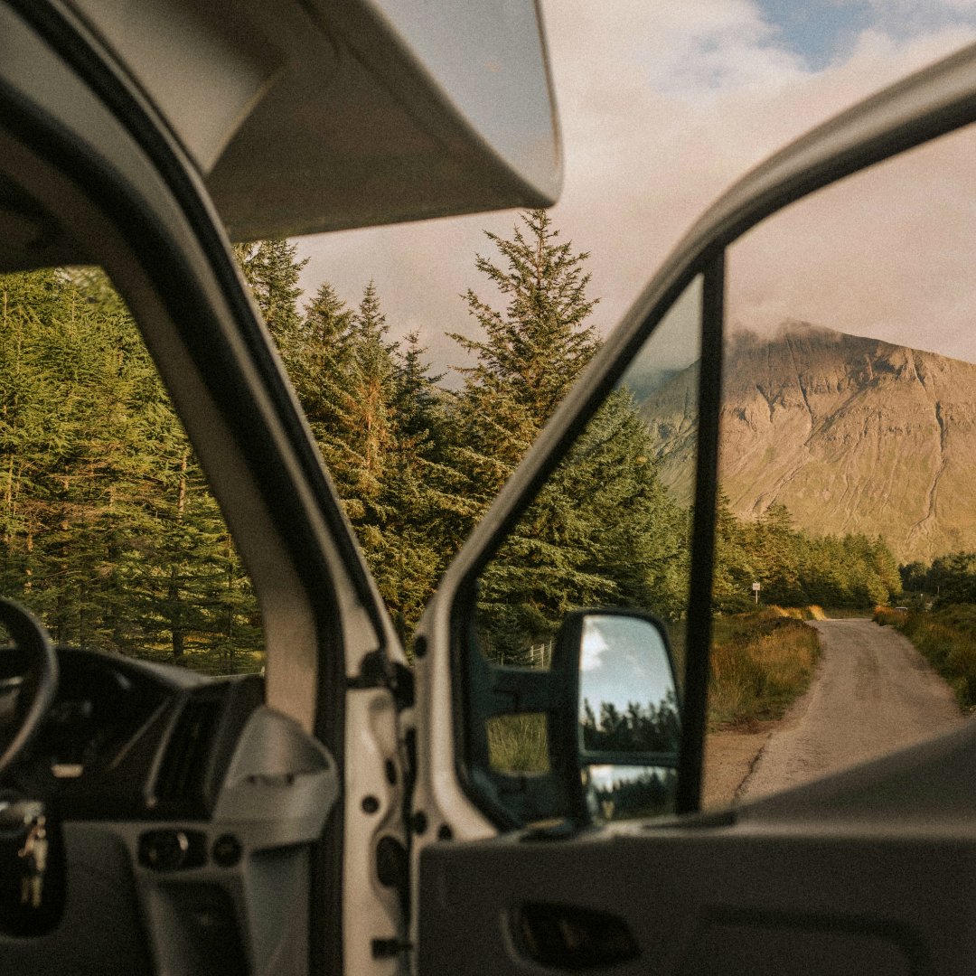 GoExploreScot's tweet image. Plan your perfect road trip with confidence! 🚐 🏴󠁧󠁢󠁳󠁣󠁴󠁿 Our modern campervans and motorhomes come fully equipped, with unlimited mileage and insurance for two drivers included. No hidden costs - just epic adventures waiting for you. Book now! goexplorescotland.com