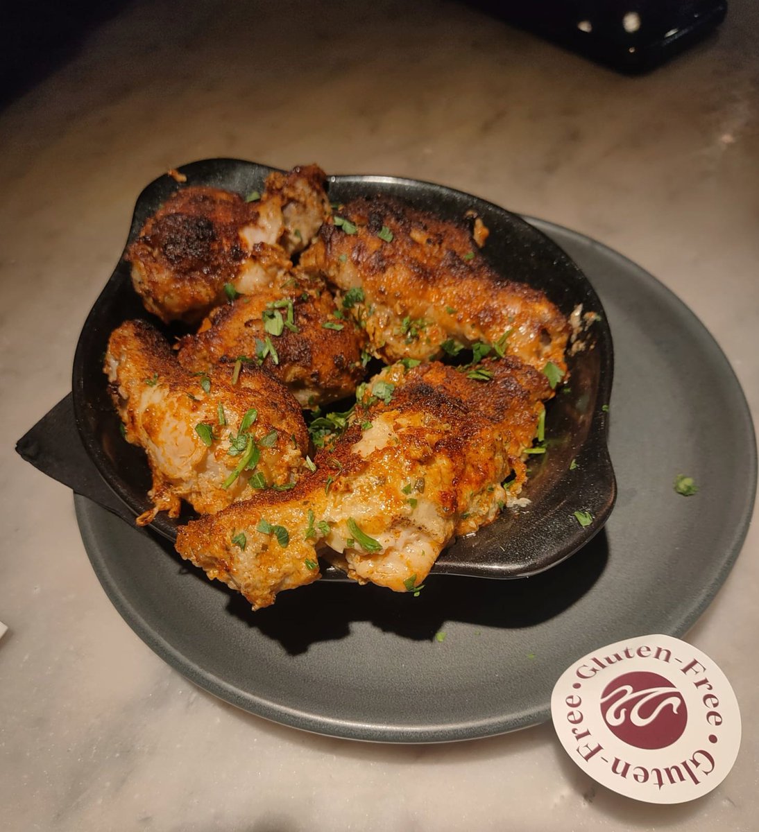 NEWS!! It was great to try <a href="/PizzaExpress/">PizzaExpress</a> new #glutenfree pizza in #Hove! It's a really positive thing to see, bigger bases, more available starters and the staff seemed even more thorough to keep it safe for #coeliacs. More of this across the board please!!
#glutenfreebrighton