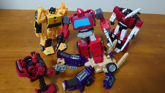 ラッカスはコミックに登場する回数も多いのですが、そのたびに殴られたり腕を切り落とされたり殺されたりと、やられ役としての活躍が多いです。