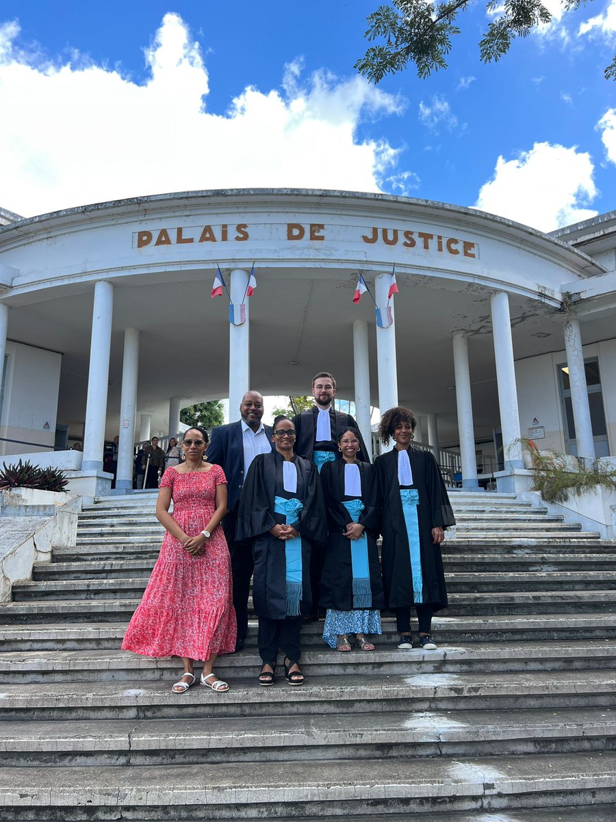 cour d'appel de Basse-Terre
audience solennelle de rentrée
⬇️
présentation par les chefs de cour
des nouvelles directrices de greffe 
et nouveaux directeurs de greffe