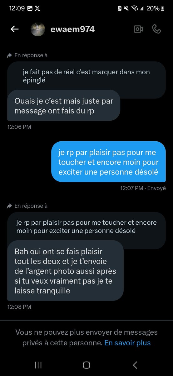 à lire en entier et merci à se qui feront un rt ))

je tien juste à préciser je rp cest par plaisir pas pour me toucher nis me rentrer des doigt dans le cul ou pour être exciter ou autre et encore moin me faire payer pour rp 

je rp car j'aime sa point final si votre seul raison