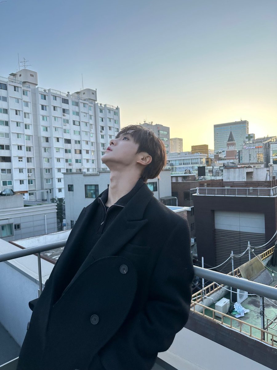 BAE173_member's tweet photo. [#유준]

엘스 감기 조심하세요~~☁️

#BAE173 #비에이이173
#YOOJUN https://t.co/fGg1isx5uv