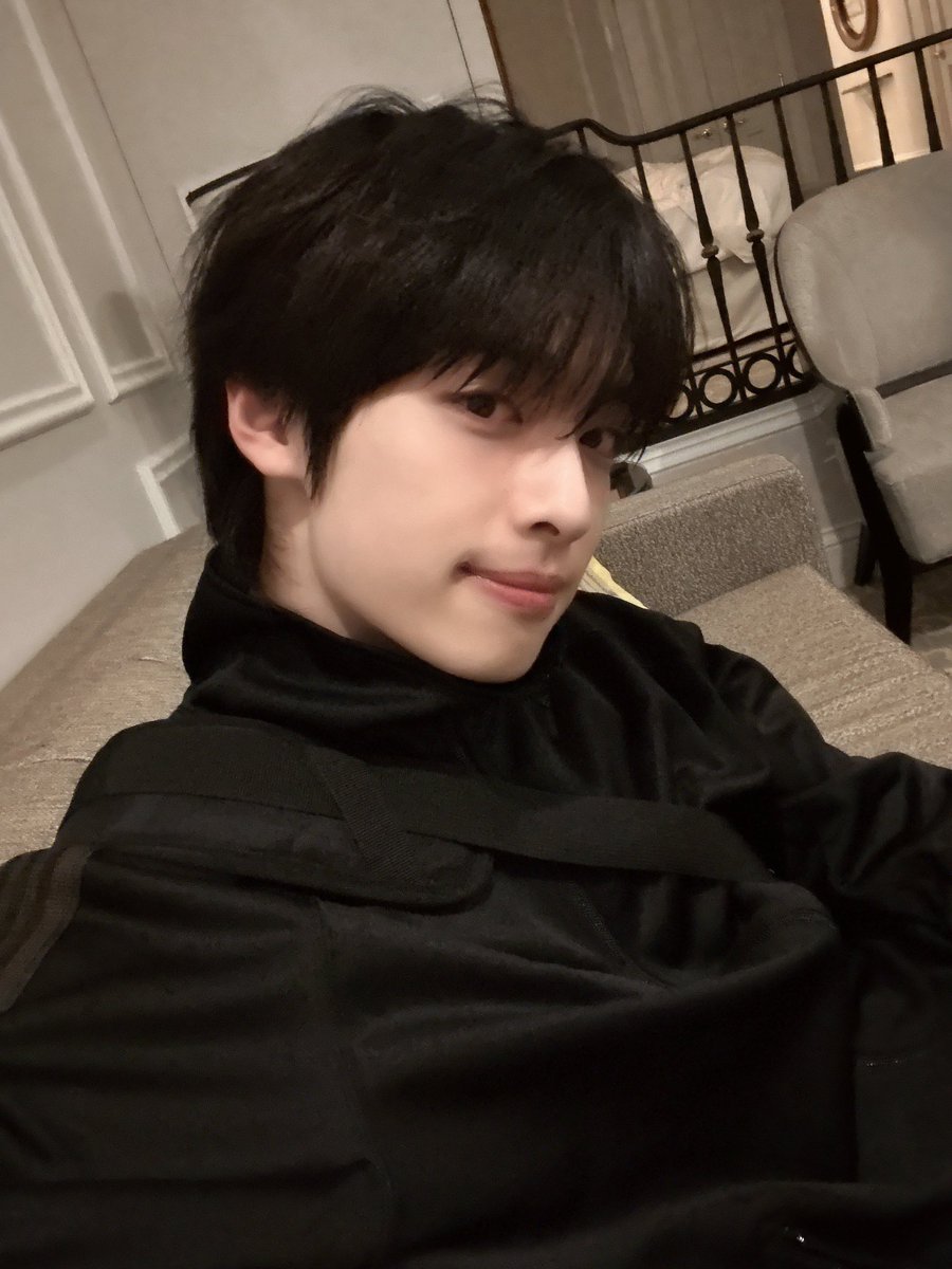 ㅈㅅ님을좋아하는이유
: