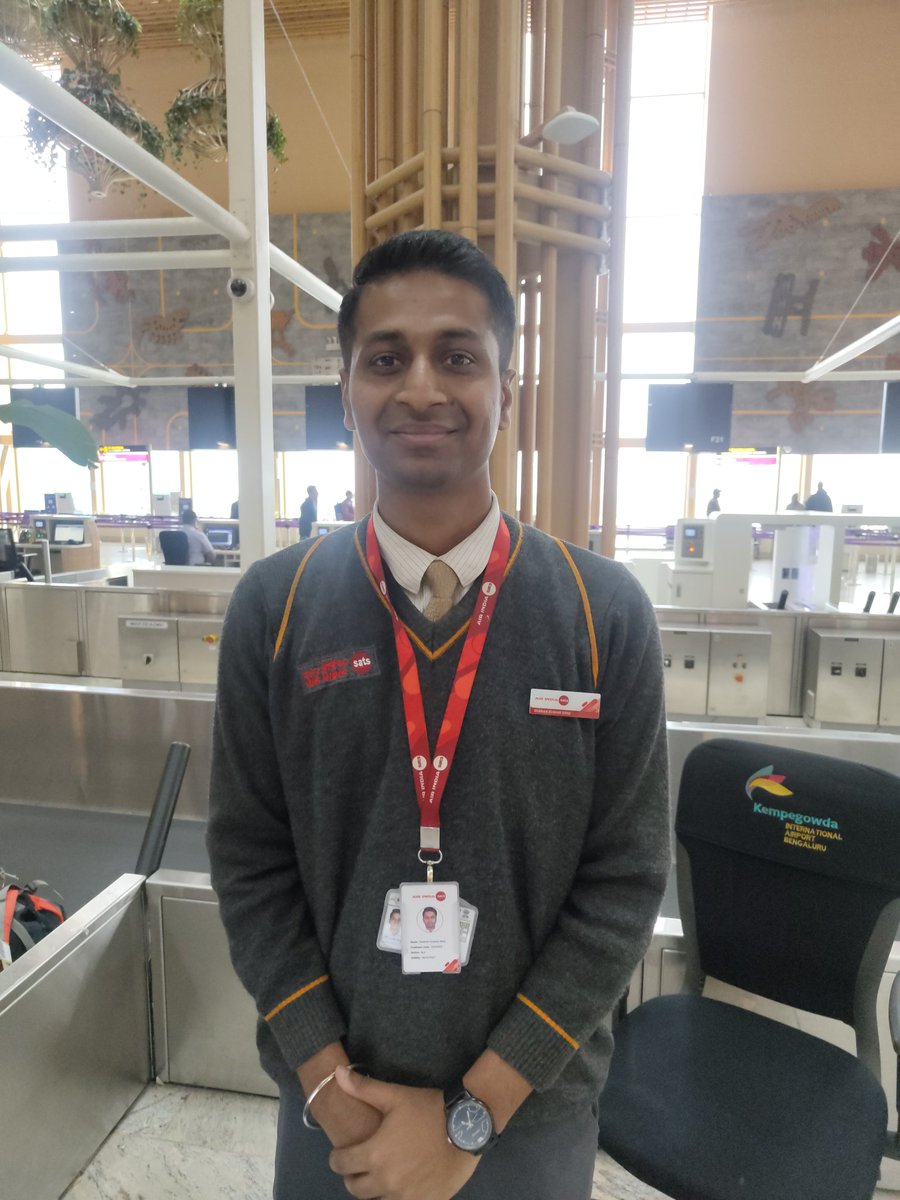 I had a situation with traffic and wasn't hoping to make it to T2 in Bengaluru with Check-in luggage in hand. Thanks to Sharan at <a href="/AirIndiaX/">Air India Express</a>  check-in counter. I made it. Thanks for help. Clicked it after the help to thank 😁 
<a href="/BLRAirport/">BLR Airport</a>