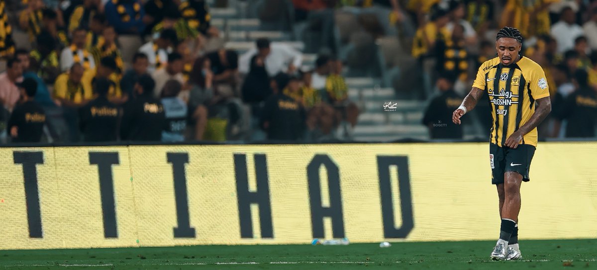 sogct1's tweet photo. 4k-#Heder STEVEN BERGWIJN 💛 https://t.co/YpITnKsE8g