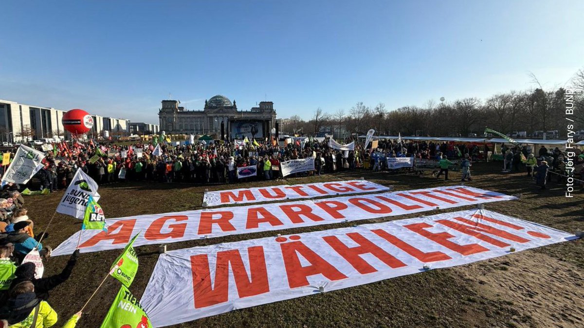 BUND (@bund_net) on Twitter photo .<a href="/WirHabenEsSatt/">Wir Haben Es Satt! 🥕🚜👫👬👭</a> kurz vor der Bundestagswahl heißt auch: Mutige Agrarpolitik wählen! #wirhabenessatt #whes #whes25 .<a href="/WirHabenEsSatt/">Wir Haben Es Satt! 🥕🚜👫👬👭</a> kurz vor der Bundestagswahl heißt auch: Mutige Agrarpolitik wählen! #wirhabenessatt #whes #whes25