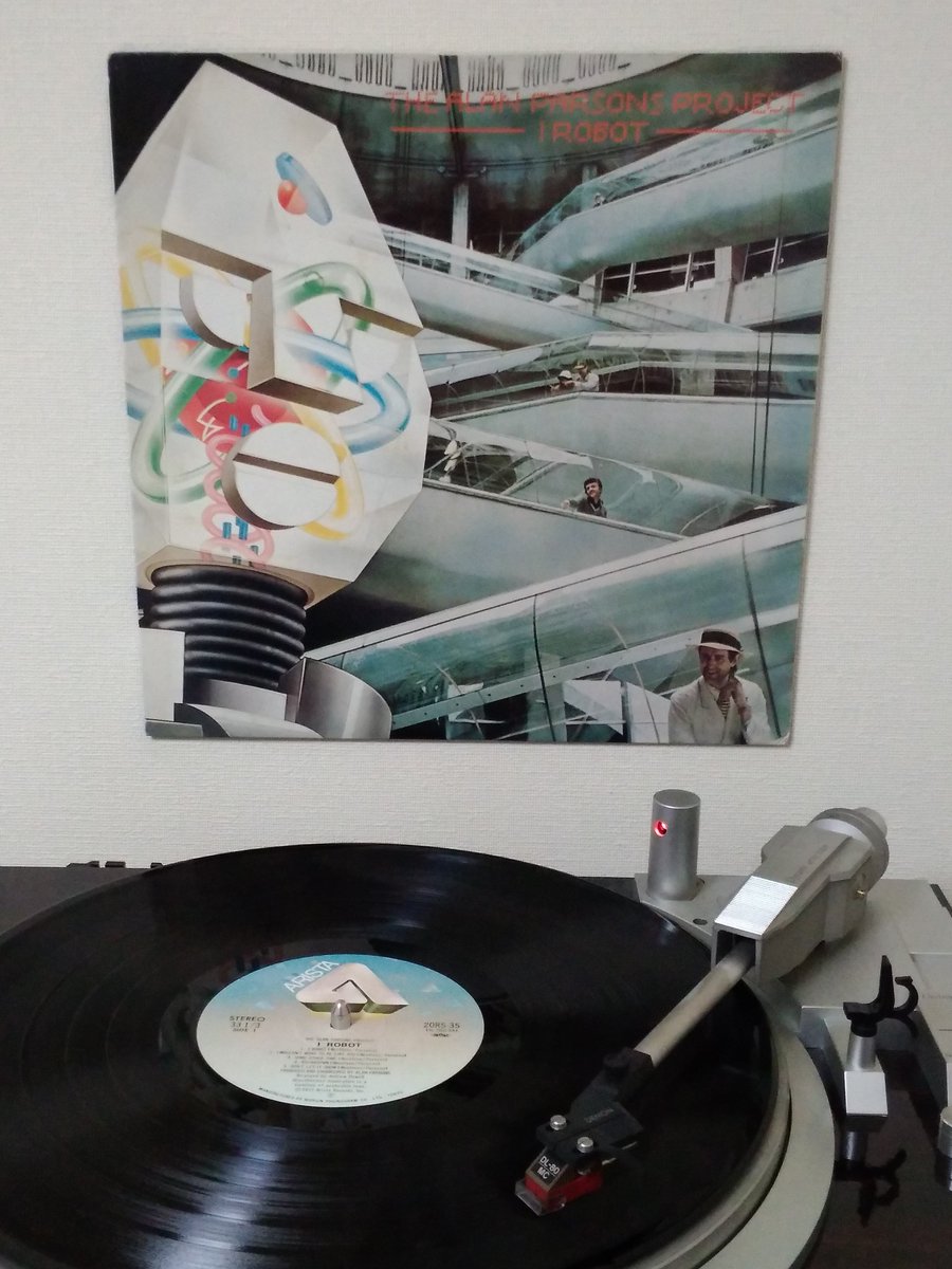 trhmnkn691's tweet photo. The Alan Parsons Project - I Robot (1977)
#nowspinning #vinylcollection
#Progressiverock #Artrock
#TheAlanParsonsProject #AlanParsons #EricWoolfson https://t.co/4WdUs0z2nf