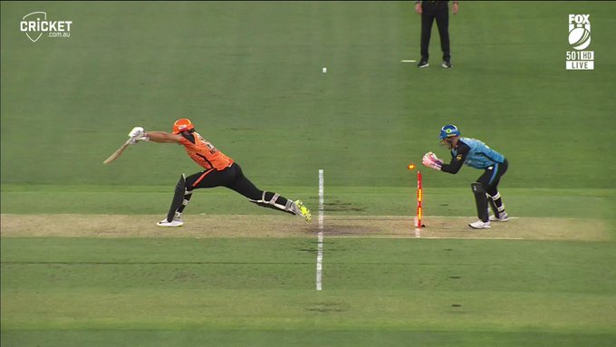 Stumped! 📹 Credits: Twitter/BBL