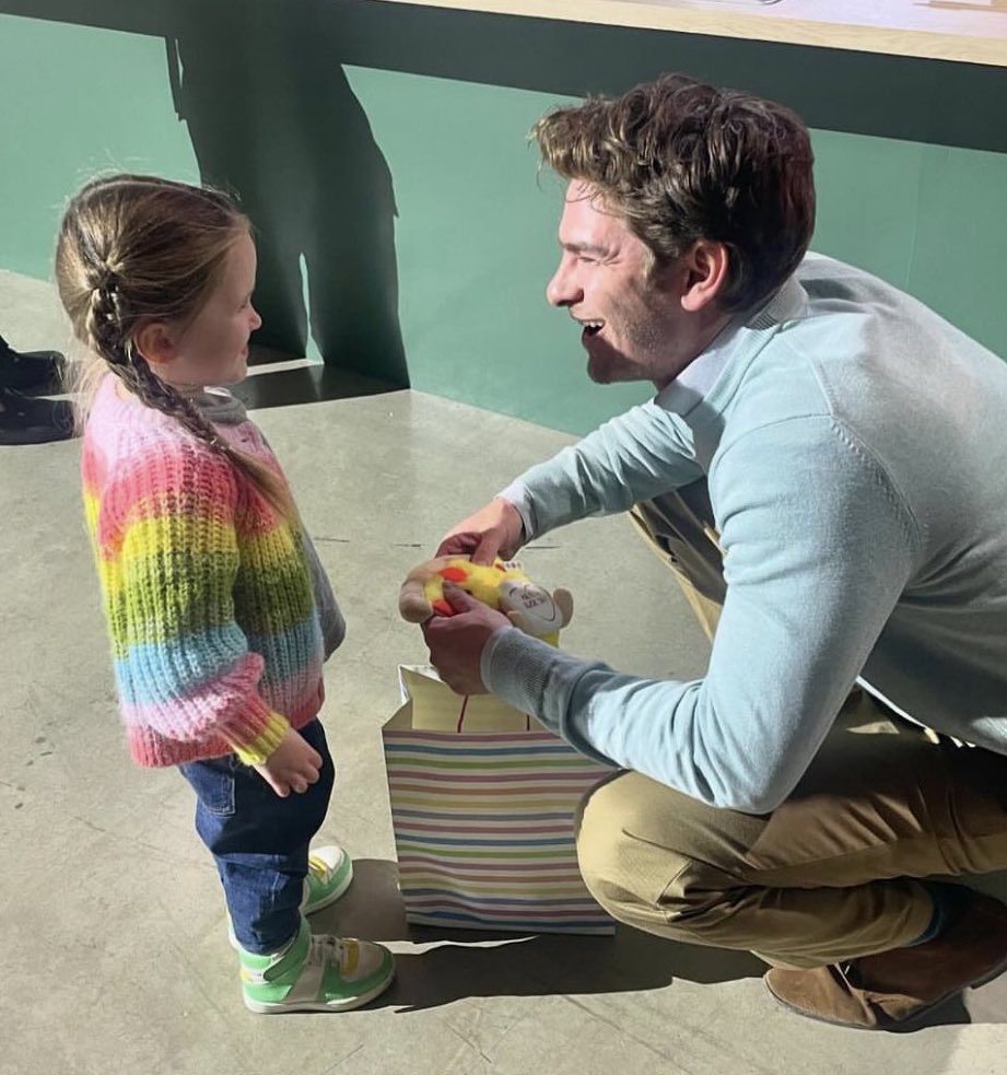 delucanews's tweet photo. alessio de luca was born to be a girl dad https://t.co/apCrNXqdsT
