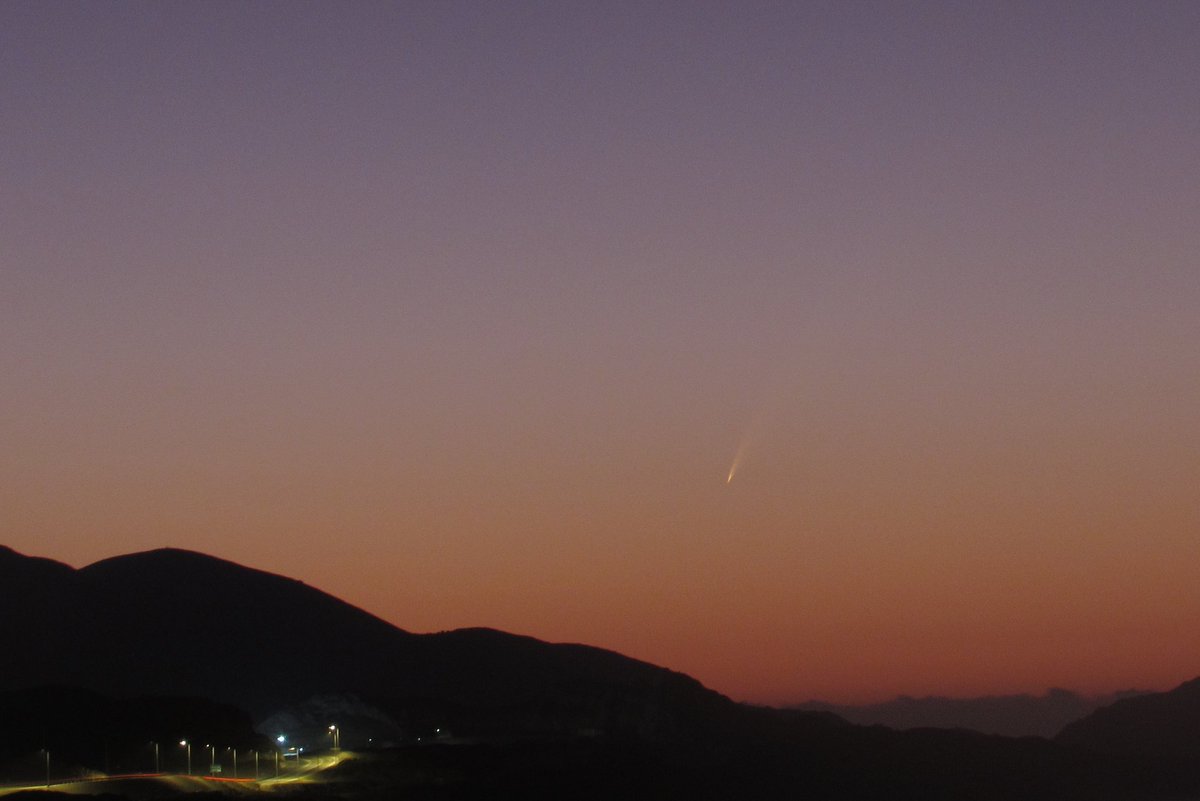 Bãlensiã 🌵 (@reppli_ca) on Twitter photo <a href="/C2024G3/">Comet C/2024 G3 (ATLAS) News & updates</a> It is visible at naked eye. I think it is at magnituded -1
This image is what you can "really" see
(Taltal, Chile 🇨🇱) <a href="/C2024G3/">Comet C/2024 G3 (ATLAS) News & updates</a> It is visible at naked eye. I think it is at magnituded -1
This image is what you can "really" see
(Taltal, Chile 🇨🇱)