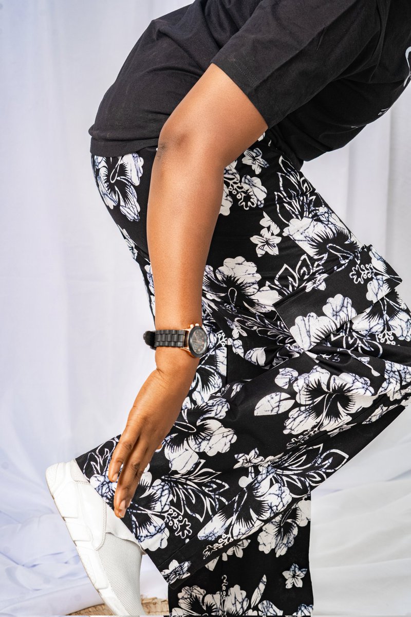 FandaQueen_'s tweet photo. 🔥✨ Introducing the Africargo Pants Collection! ✨🔥

A fusion of African Ankara prints &amp; cargo pant functionality for the stylish, culture-loving individual.

Ankara Cargo pants: 12k

 Comment, Repost &amp;  Share!

📸: Moaj Media Consult 
 Model: Kadees
 Printer: Ateewe https://t.co/Z0PrxRGfVT